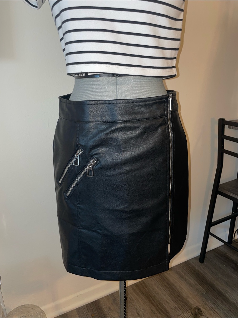 Black Faux Leather Mini Skirt with Zipper Accents